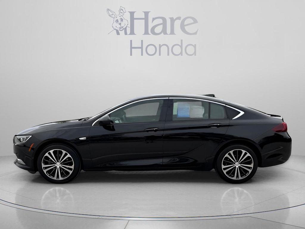 Used 2018 Buick Regal Sportback Essence Hatchback