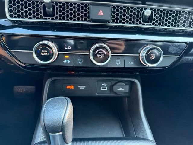 2023 Honda Civic Hatchback LX - Photo 21