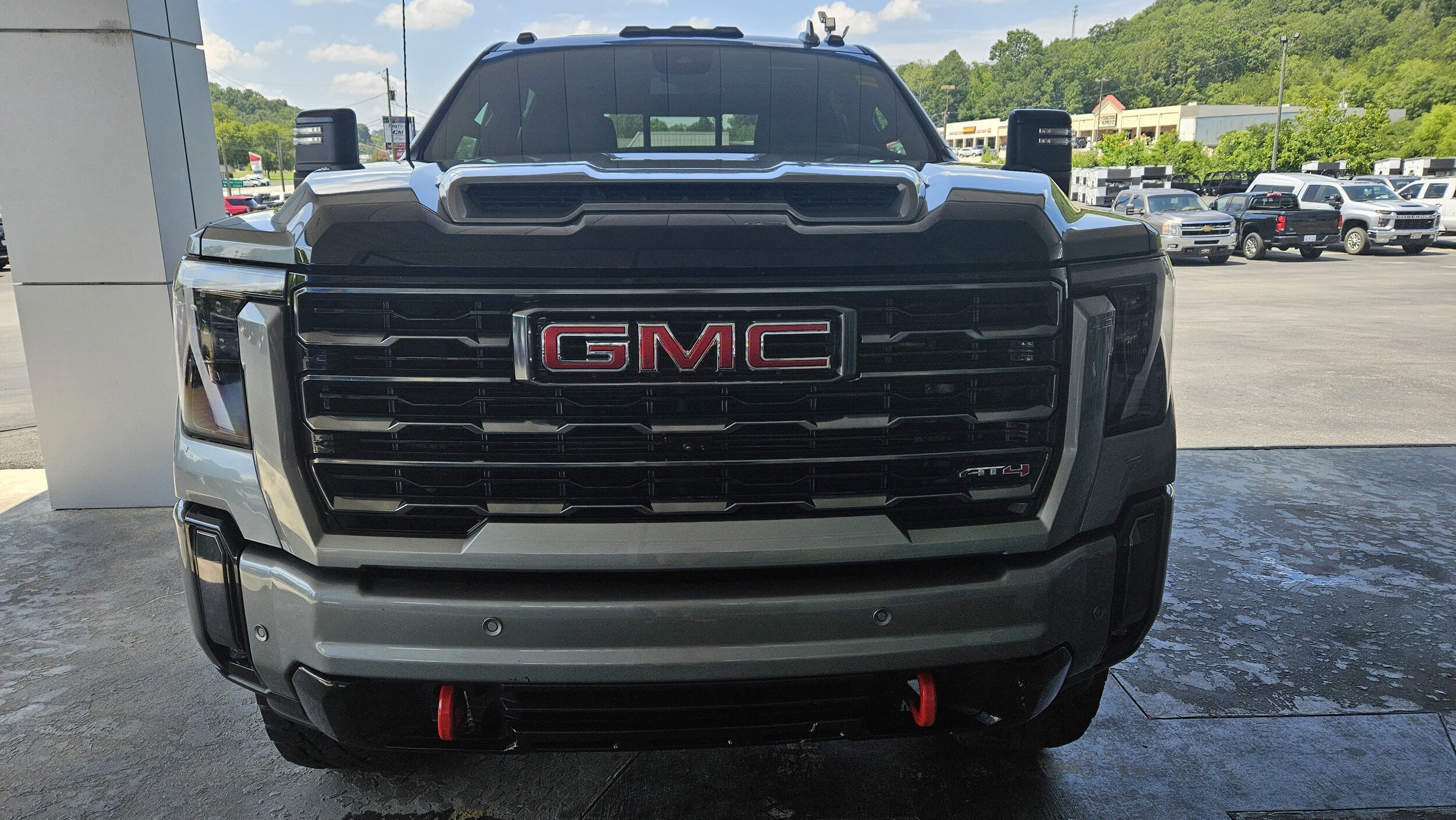 2024 Gmc Sierra 2500 HD AT4 photo 2