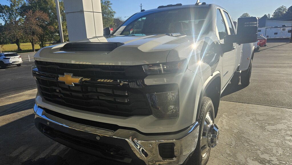 New 2026 Chevrolet Silverado 3500 HD WT DRW Truck