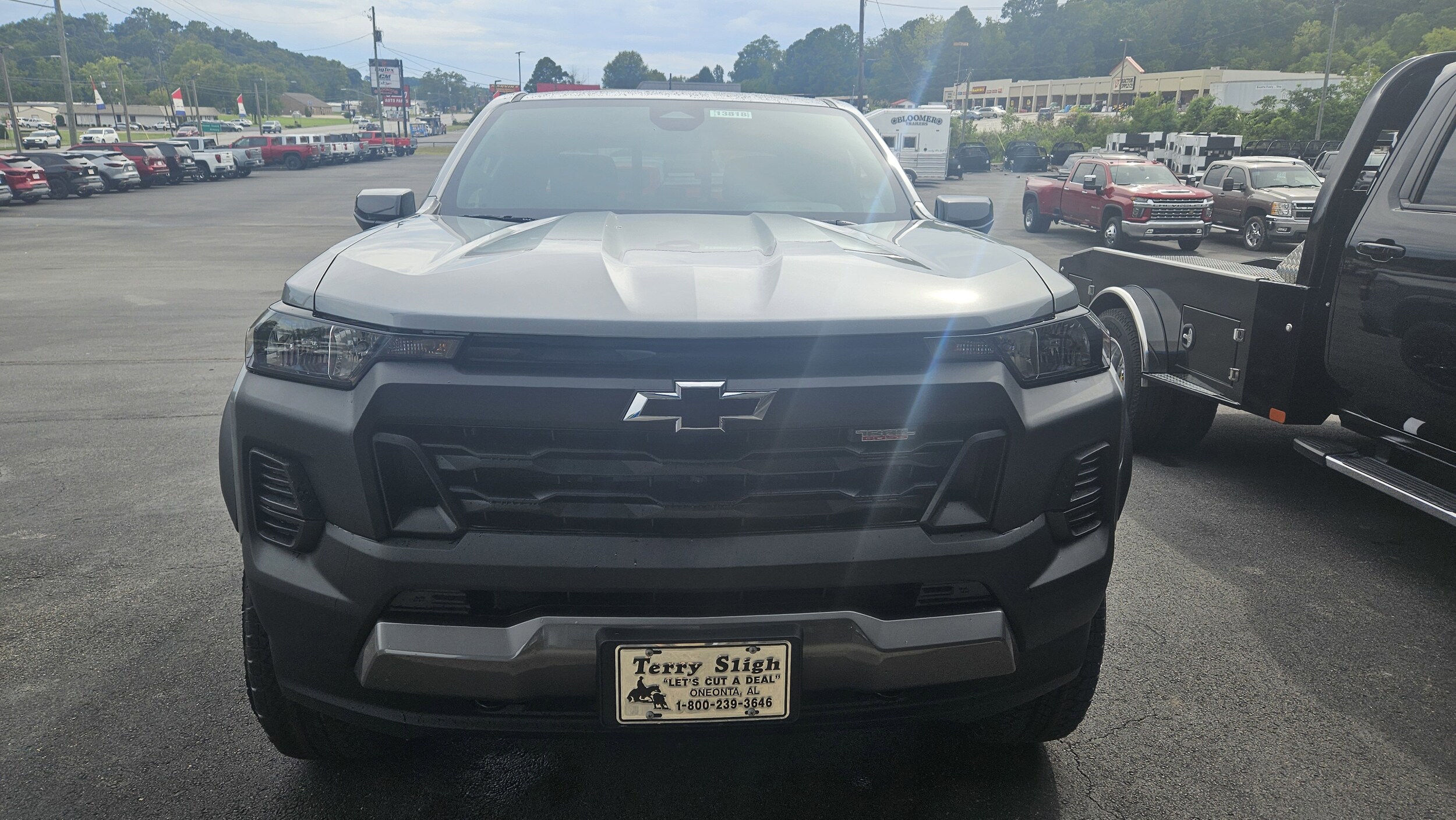 2026 Chevrolet Colorado Trail Boss photo 3
