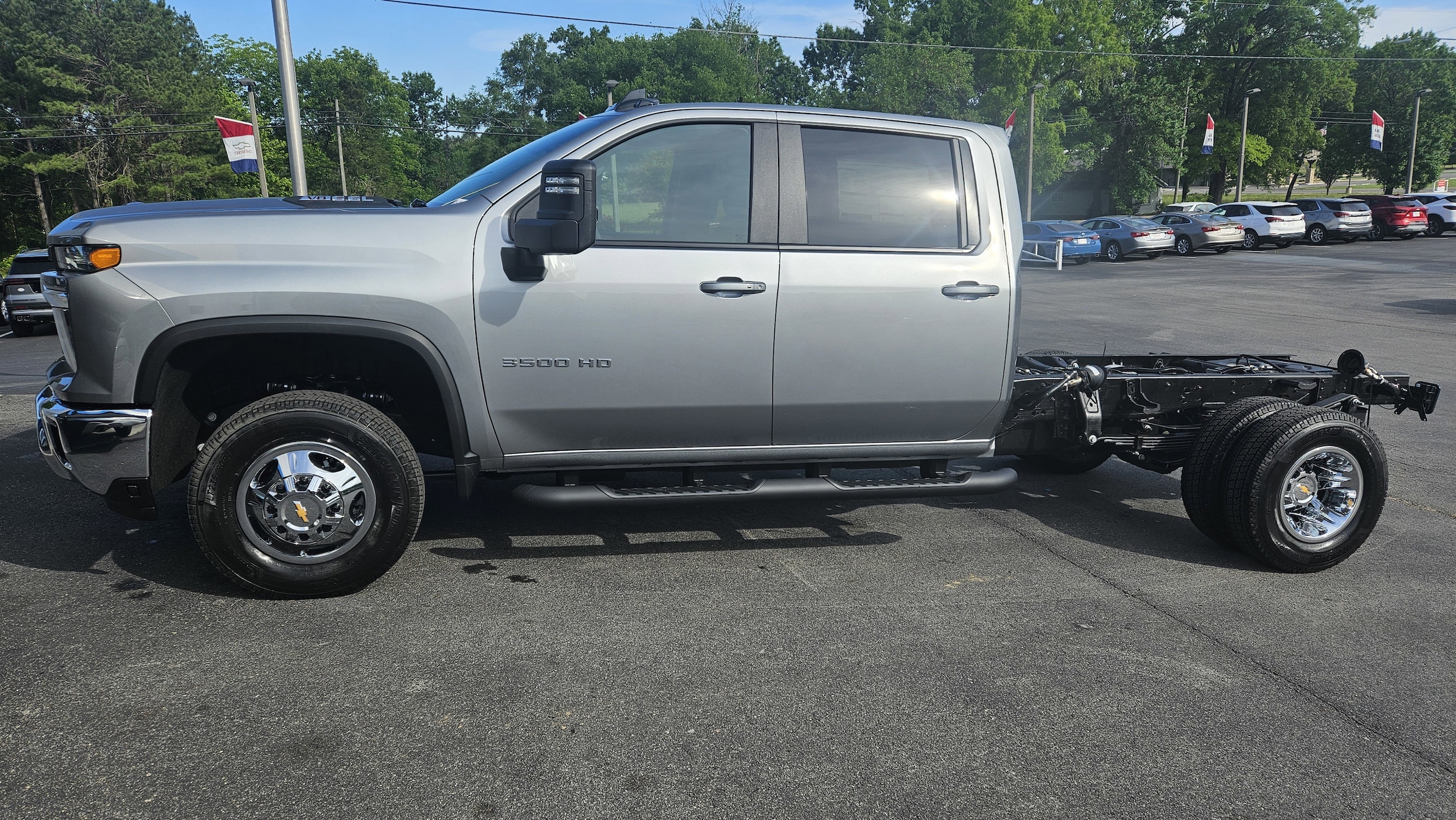 2026 Chevrolet Silverado HD 1LT 4WD Crew Cab 171.5" WB's photo