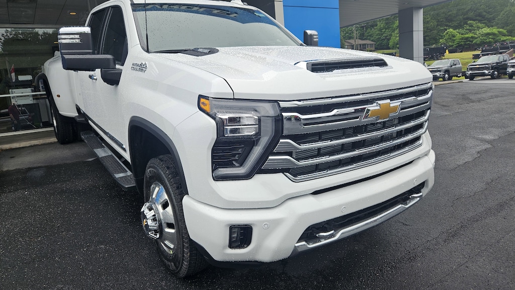 New 2026 Chevrolet Silverado 3500 HD High Country DRW Truck