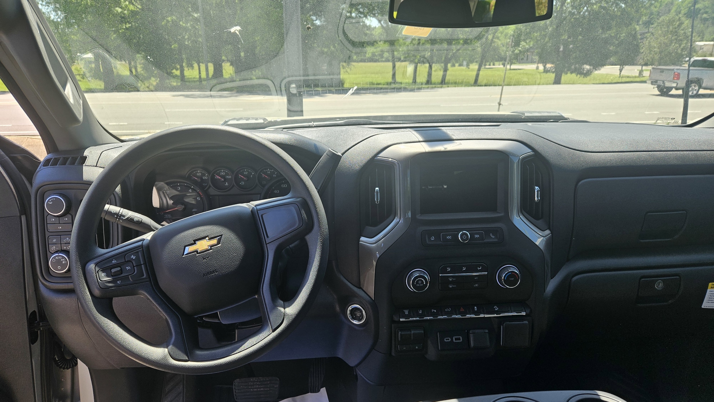 2026 Chevrolet Silverado 2500 HD Custom - Photo 10