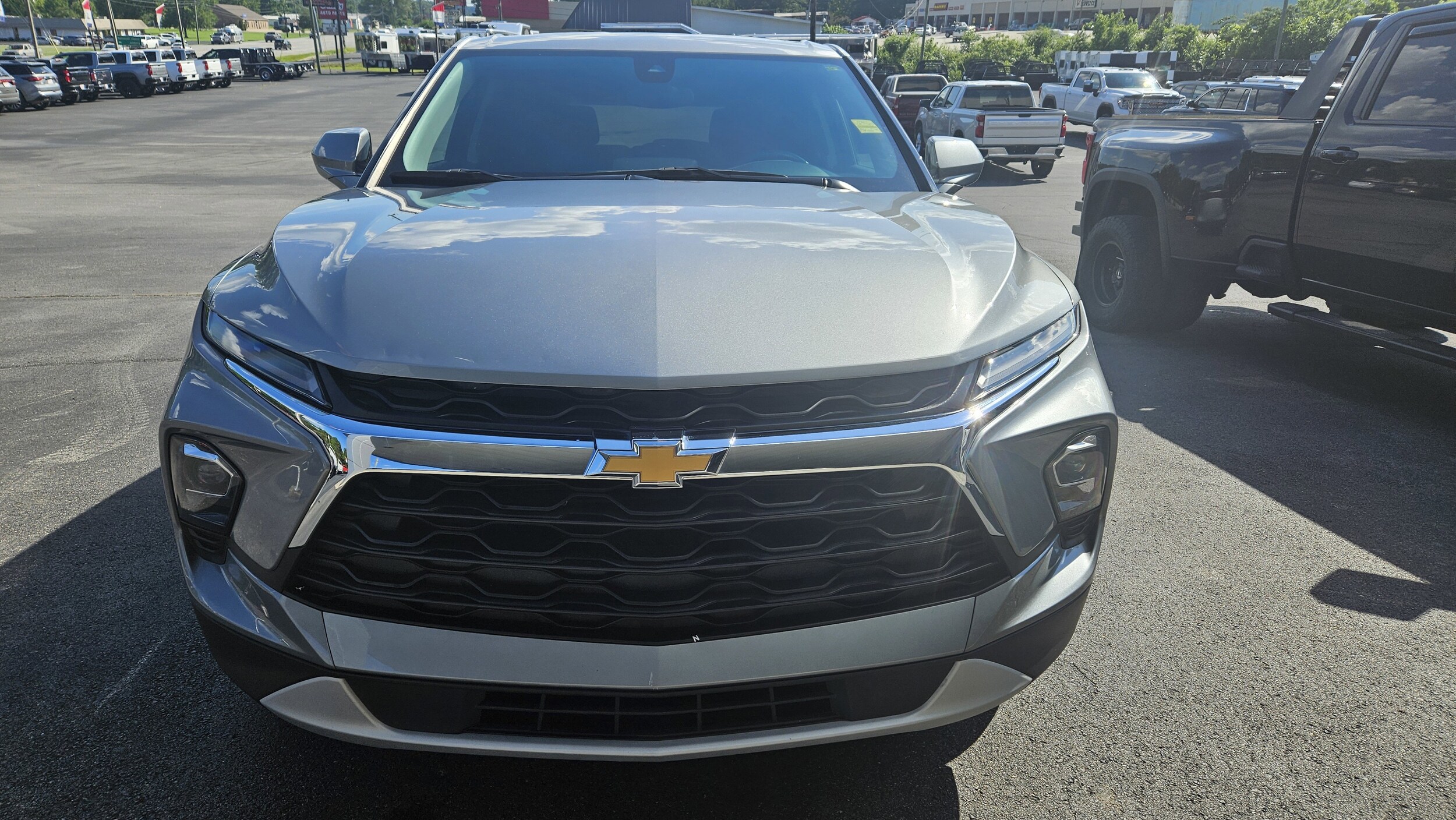 2023 Chevrolet Blazer 2LT photo 3