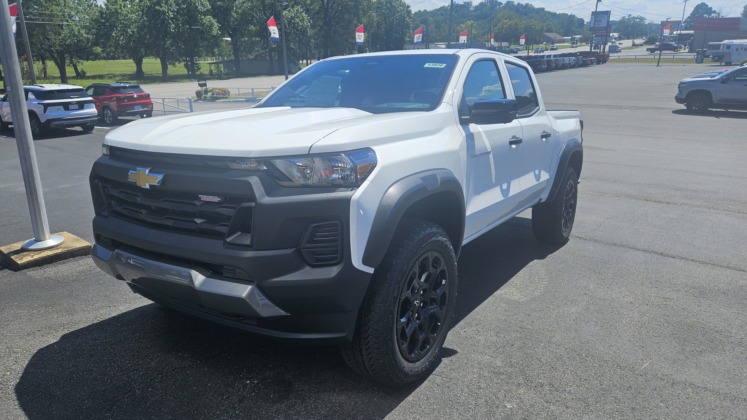 2026 Chevrolet Colorado Trail Boss photo 4