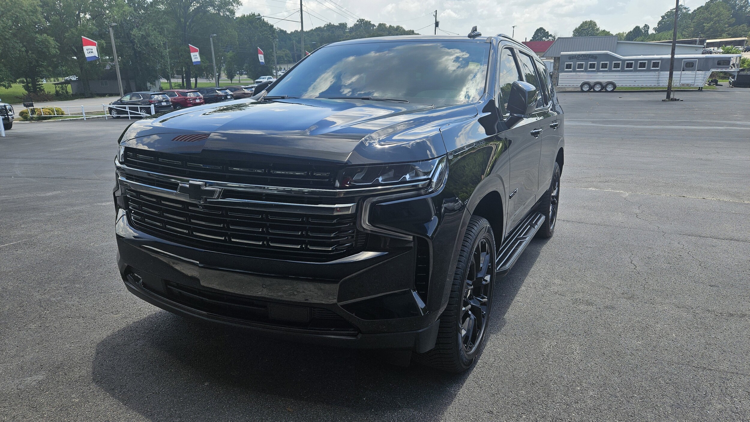 2022 Chevrolet Tahoe RST photo 3