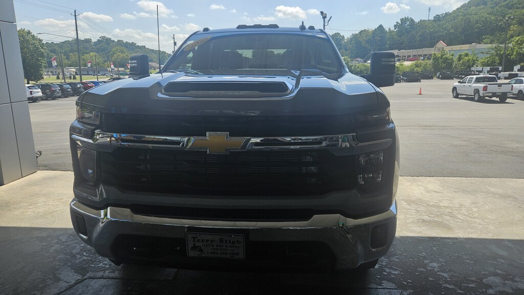Used 2024 Chevrolet Silverado 3500 HD LT DRW Truck