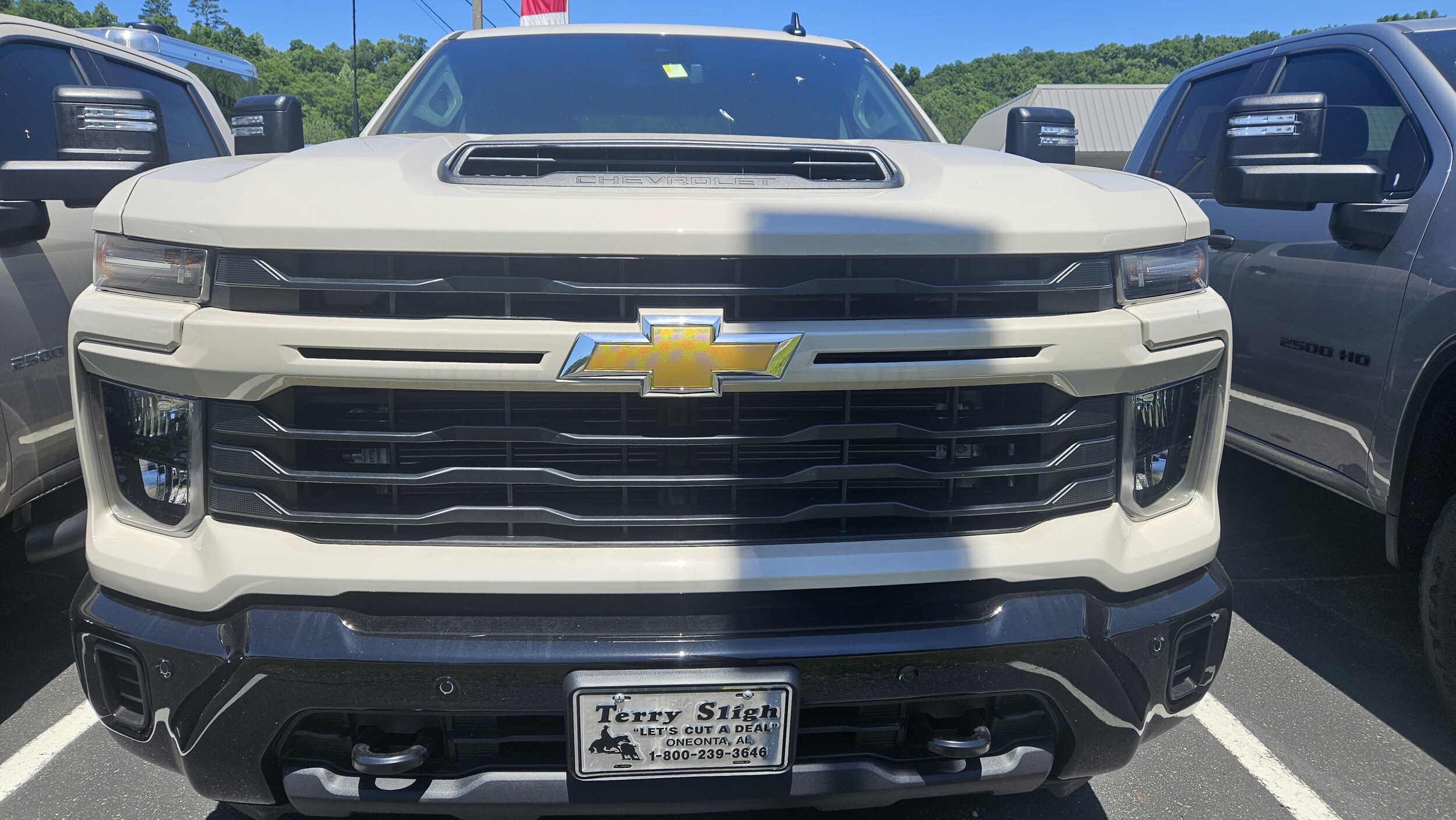 2026 Chevrolet Silverado 2500 HD Custom - Photo 2