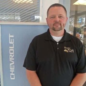 Staff member Eric Reeves from e916cbbf196c