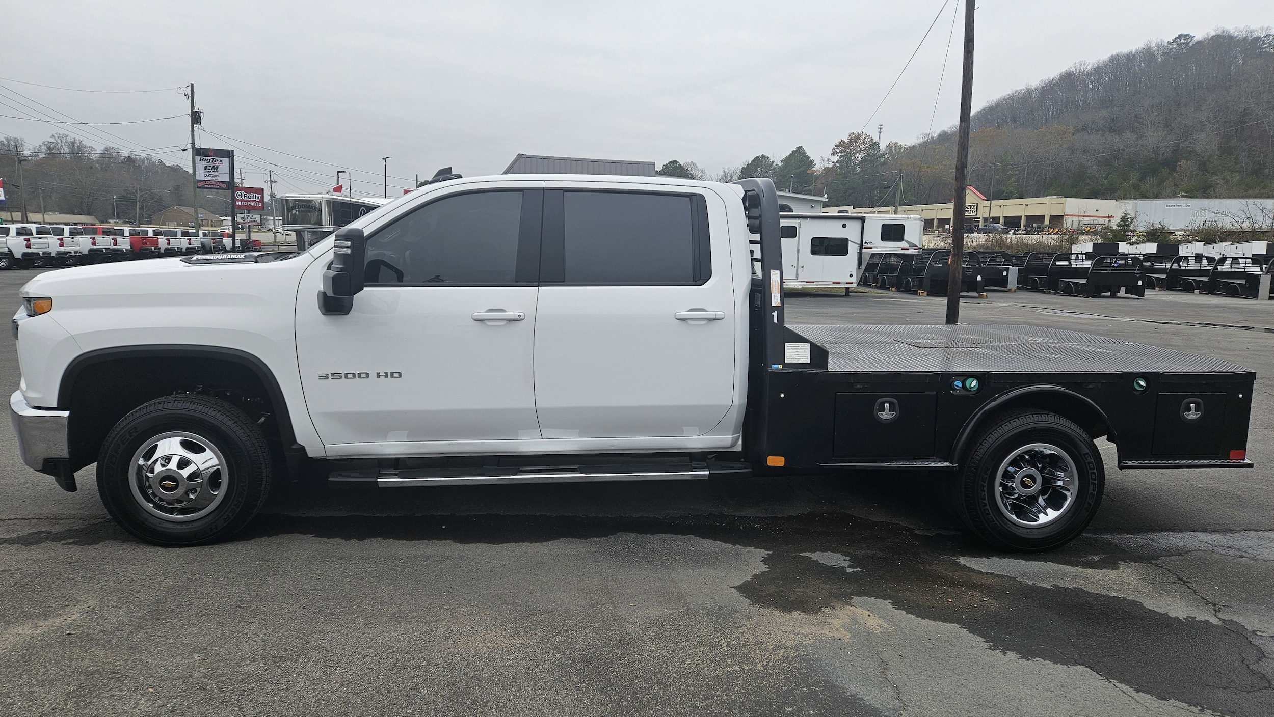 2019 Chevrolet Silverado 3500 Chassis Cab Work Truck's photo