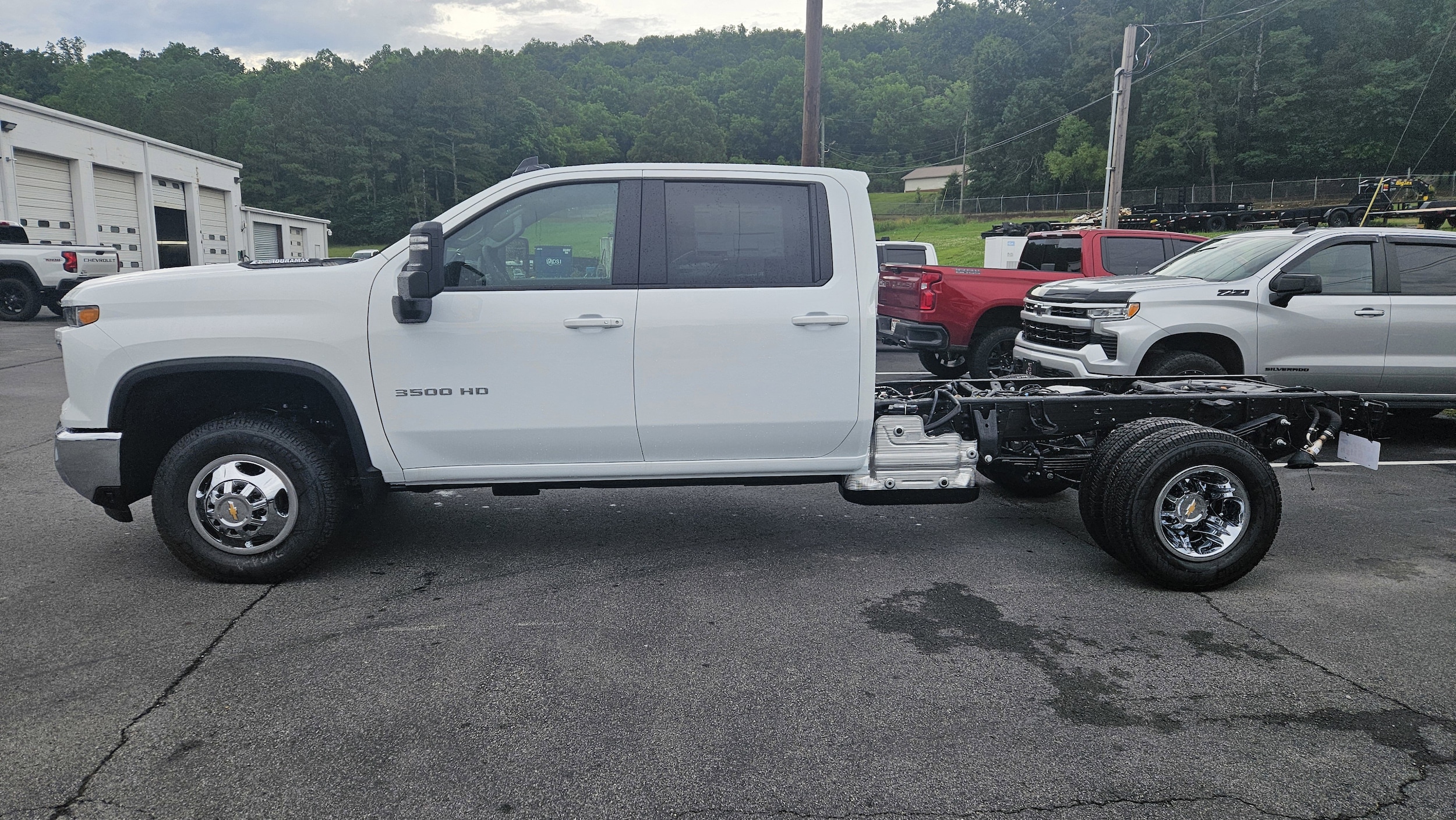 2026 Chevrolet Silverado HD 1LT 4WD Crew Cab 171.5" WB's photo