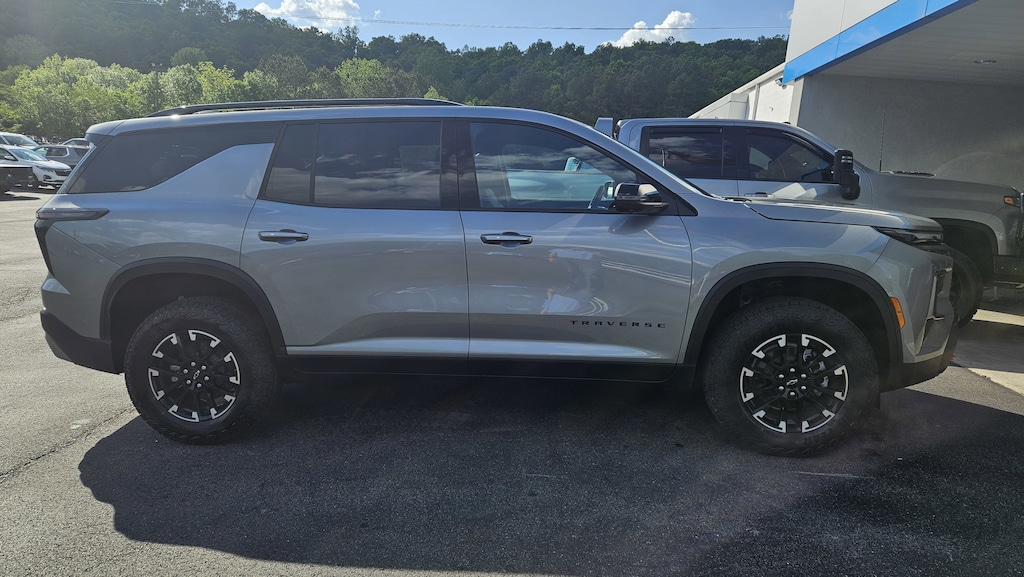 New 2026 Chevrolet Traverse Z71 SUV