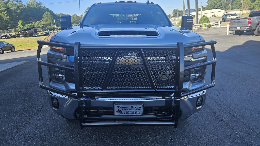 Used 2025 Chevrolet Silverado 3500 HD Chassis Cab LT Chassis Cab Truck