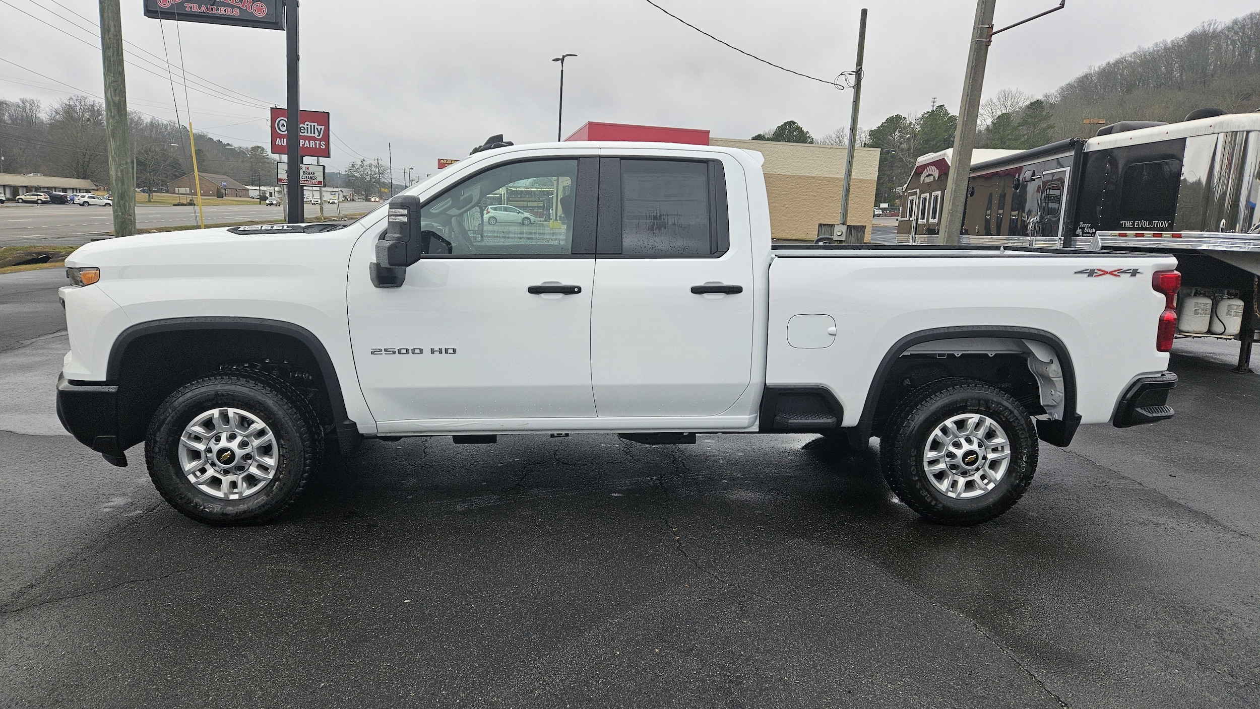 2026 Chevrolet Silverado 2500HD Work Truck's photo