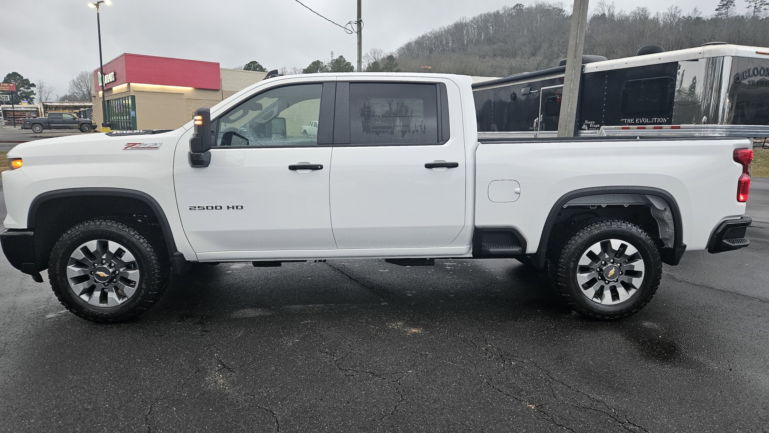 2026 Chevrolet Silverado 2500HD Custom's photo