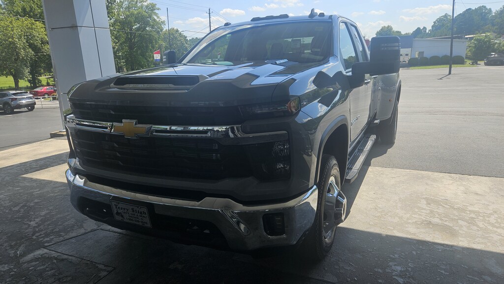 Used 2024 Chevrolet Silverado 3500 HD LT DRW Truck