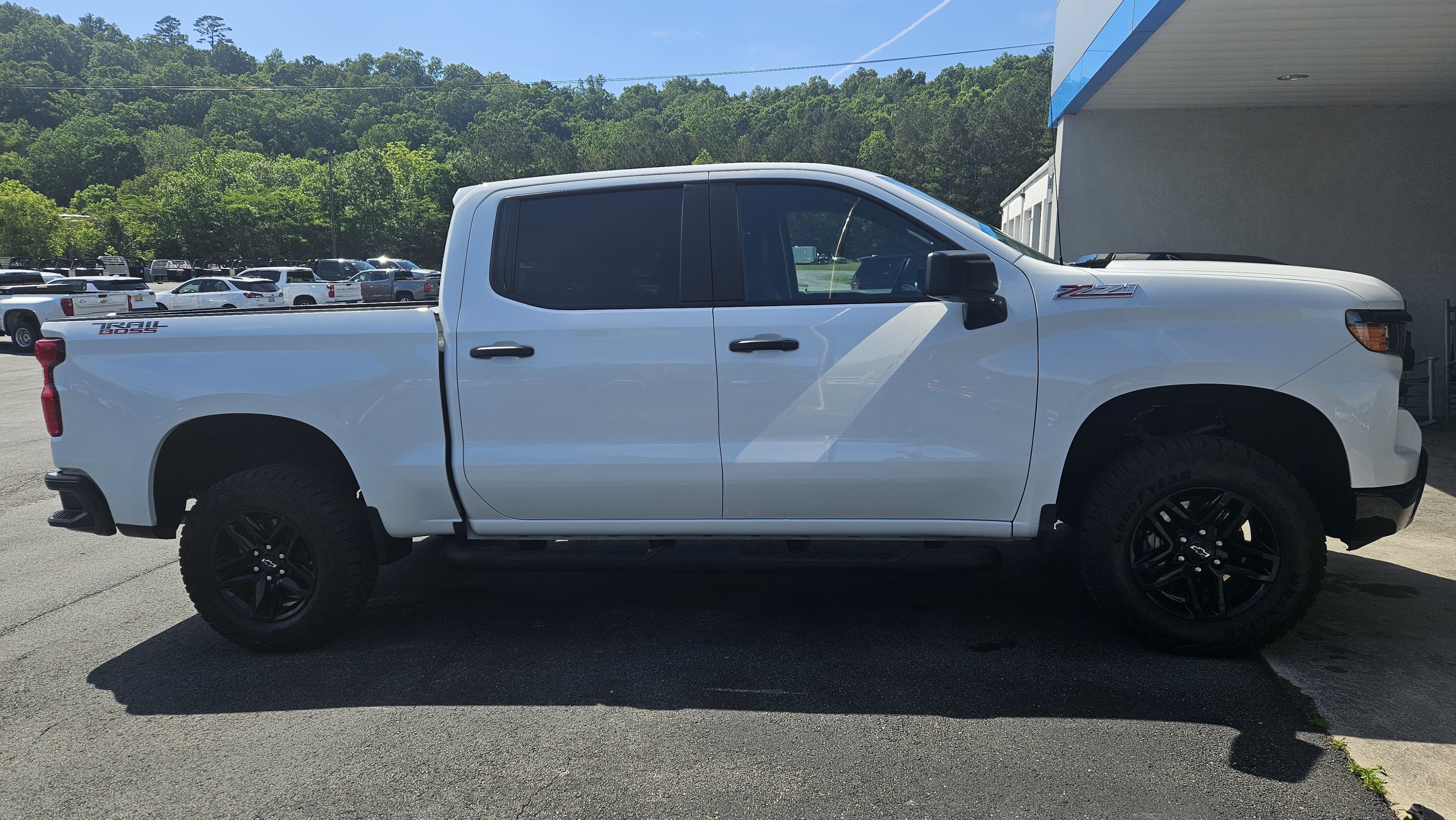 2025 Chevrolet Silverado 1500 Custom Trail Boss Truck