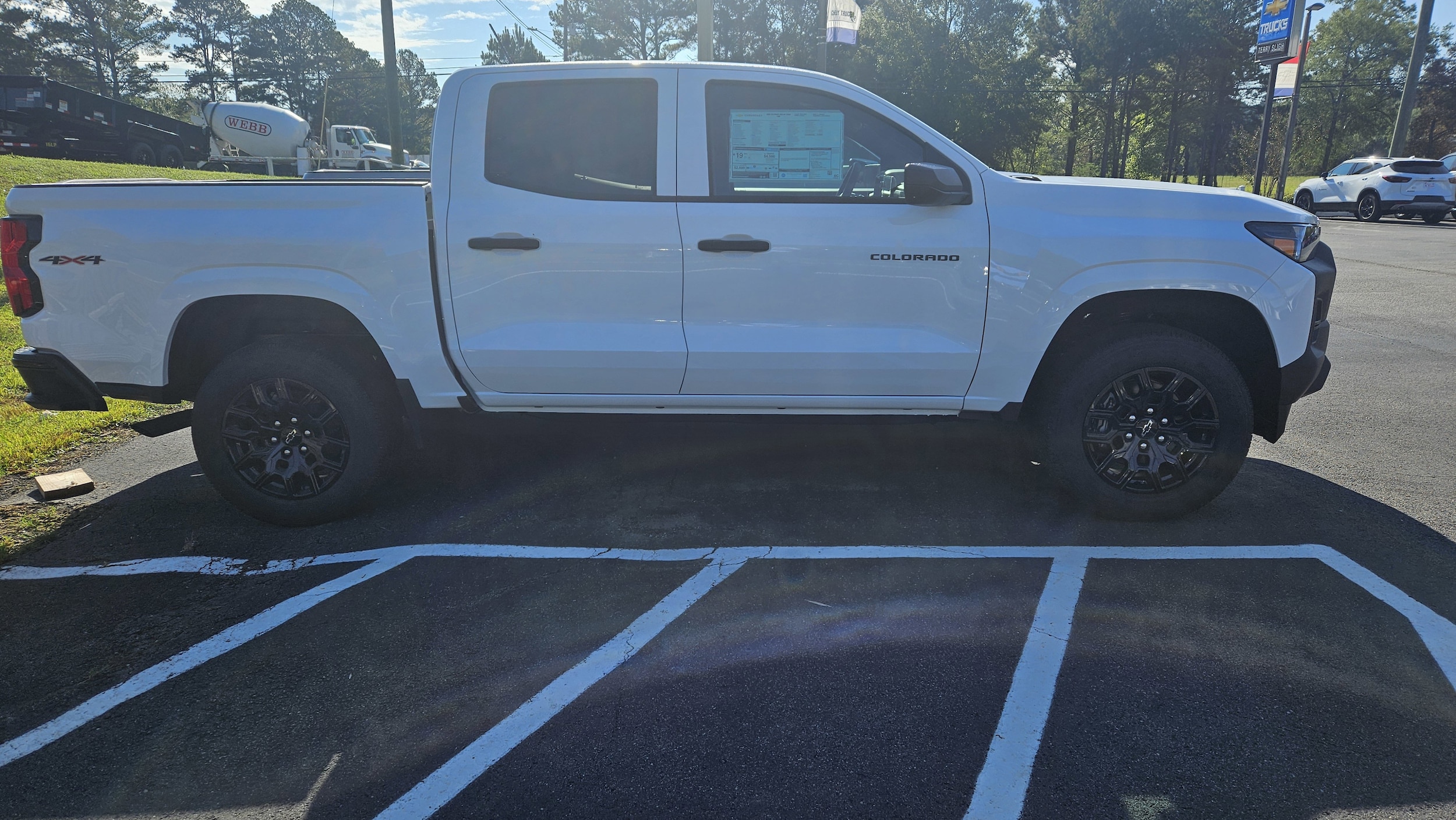 2026 Chevrolet Colorado Work Truck's photo