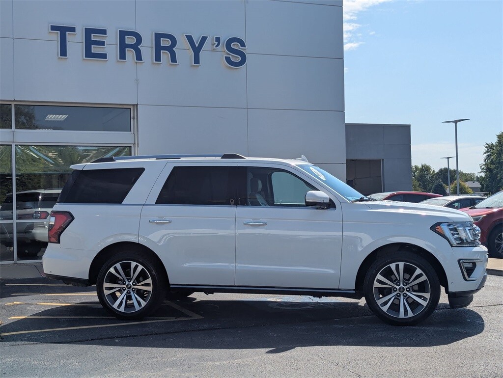 2020 Ford Expedition Limited photo 2