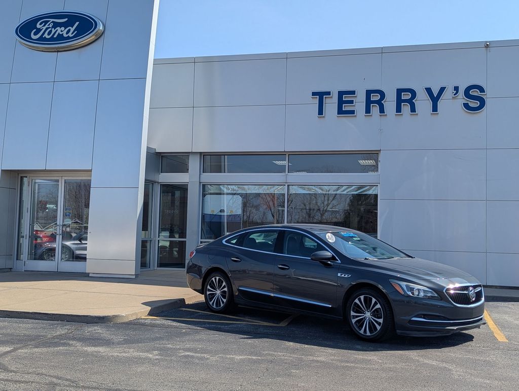 2017 Buick LaCrosse Essence