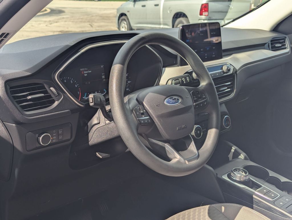 2022 Ford Escape SE - Photo 9
