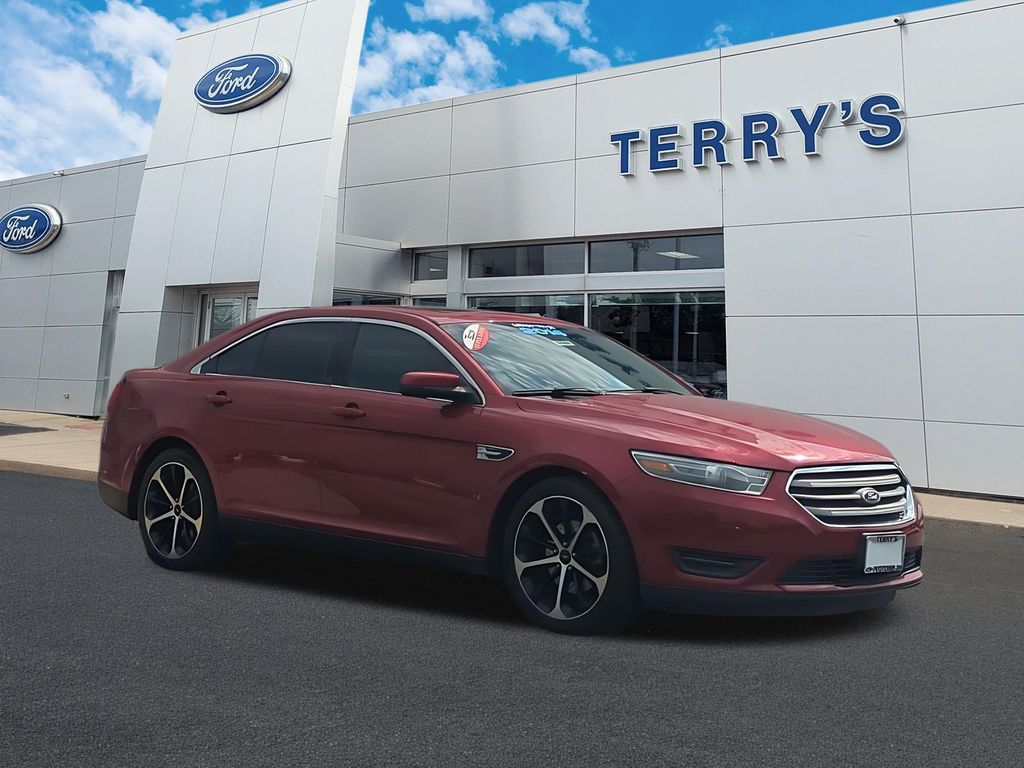 2014 Ford Taurus