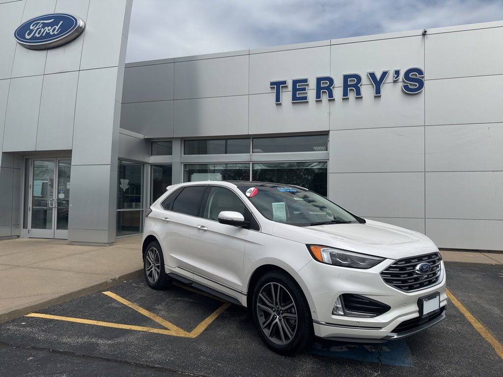 2019 Ford Edge Titanium AWD's photo