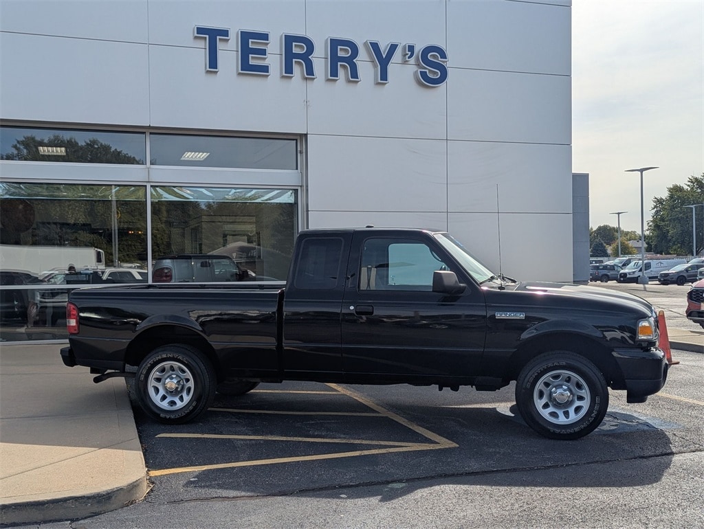 Used 2011 Ford Ranger XLT with VIN 1FTKR1ED3BPB04282 for sale in Peotone, IL