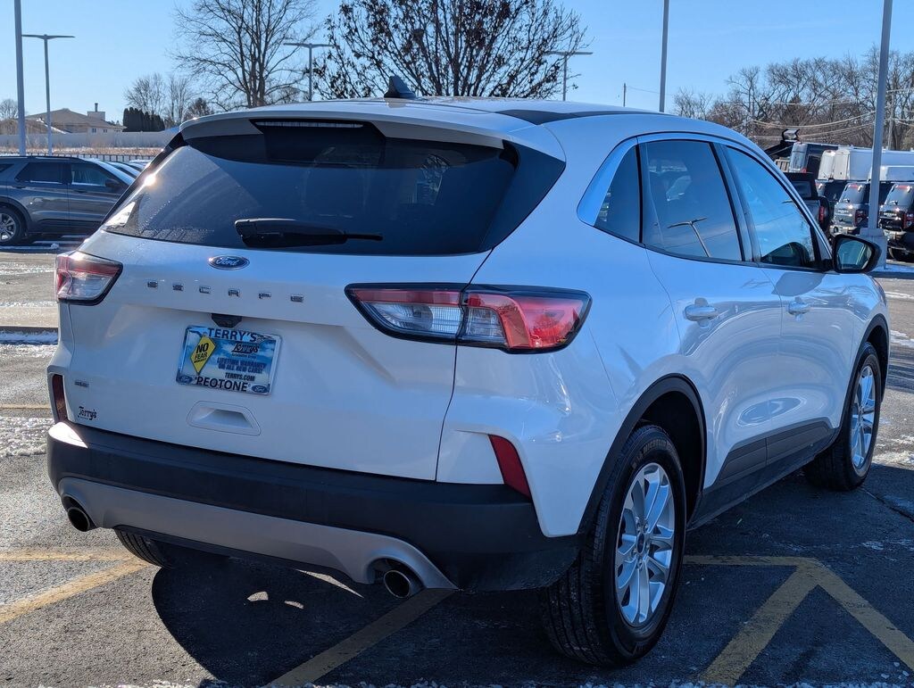 Used 2022 Ford Escape SE SUV