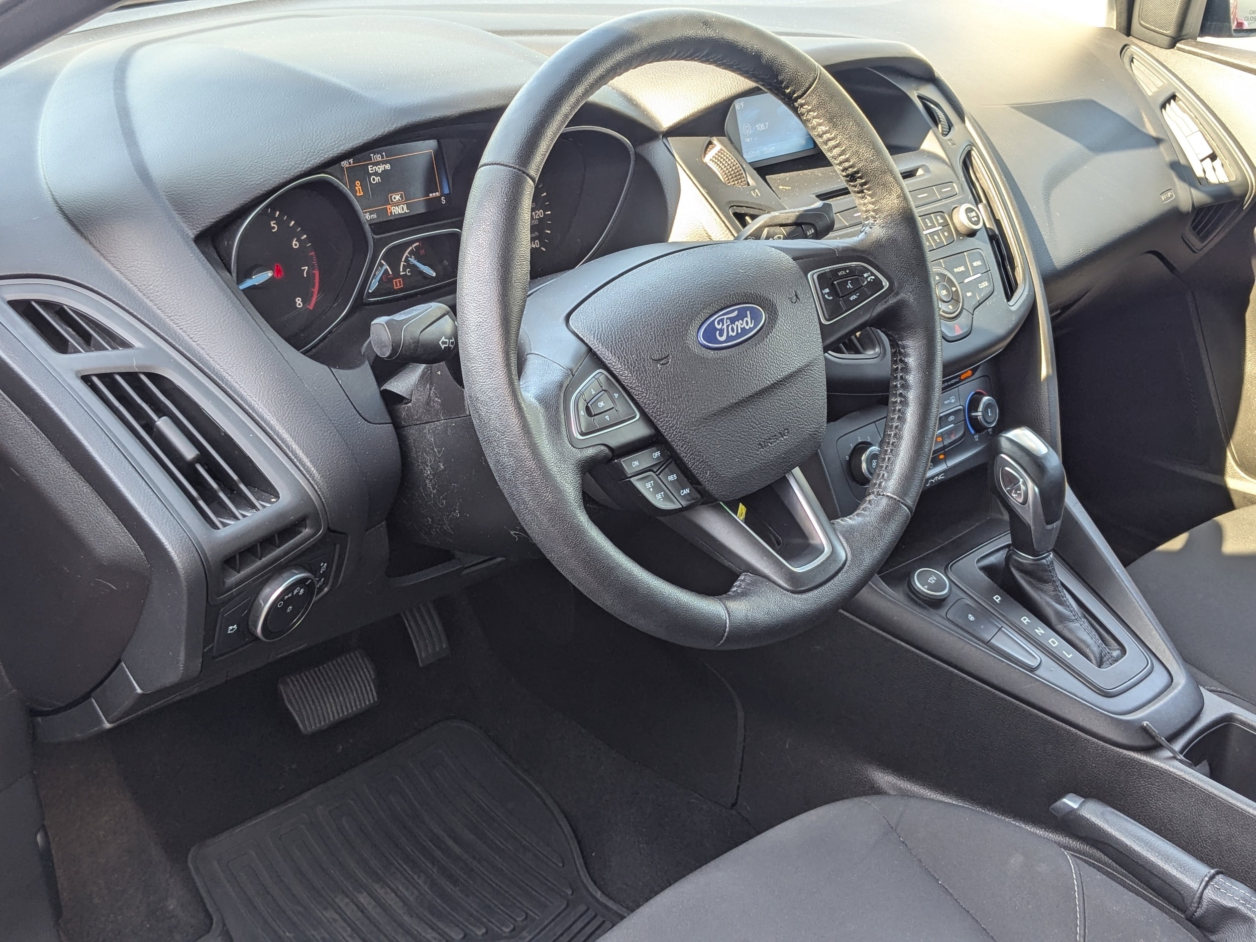 Used 2016 Ford Focus SE with VIN 1FADP3F2XGL240470 for sale in Peotone, IL