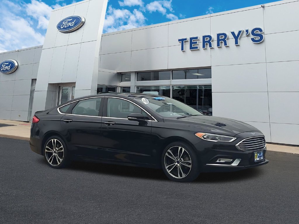 2017 Ford Fusion Titanium Sedan