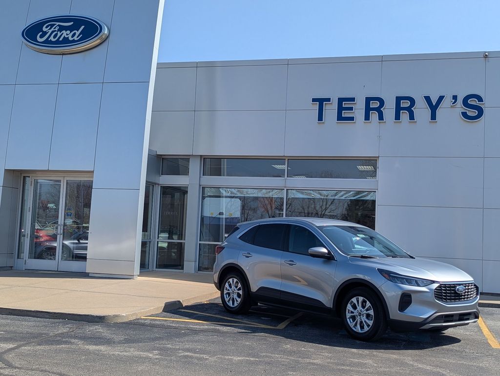 2023 Ford Escape