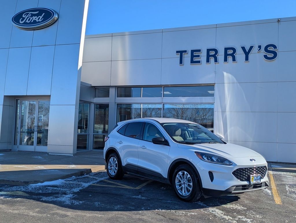 Used 2022 Ford Escape SE SUV