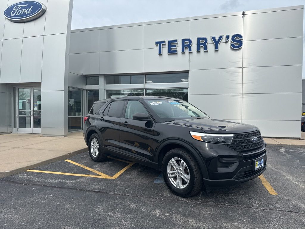2023 Ford Explorer Base 4WD's photo