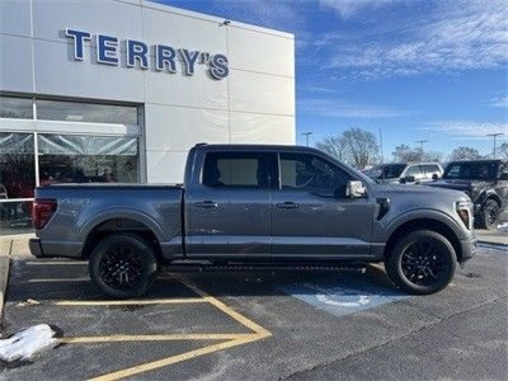 Used 2025 Ford F-150 Lariat Truck