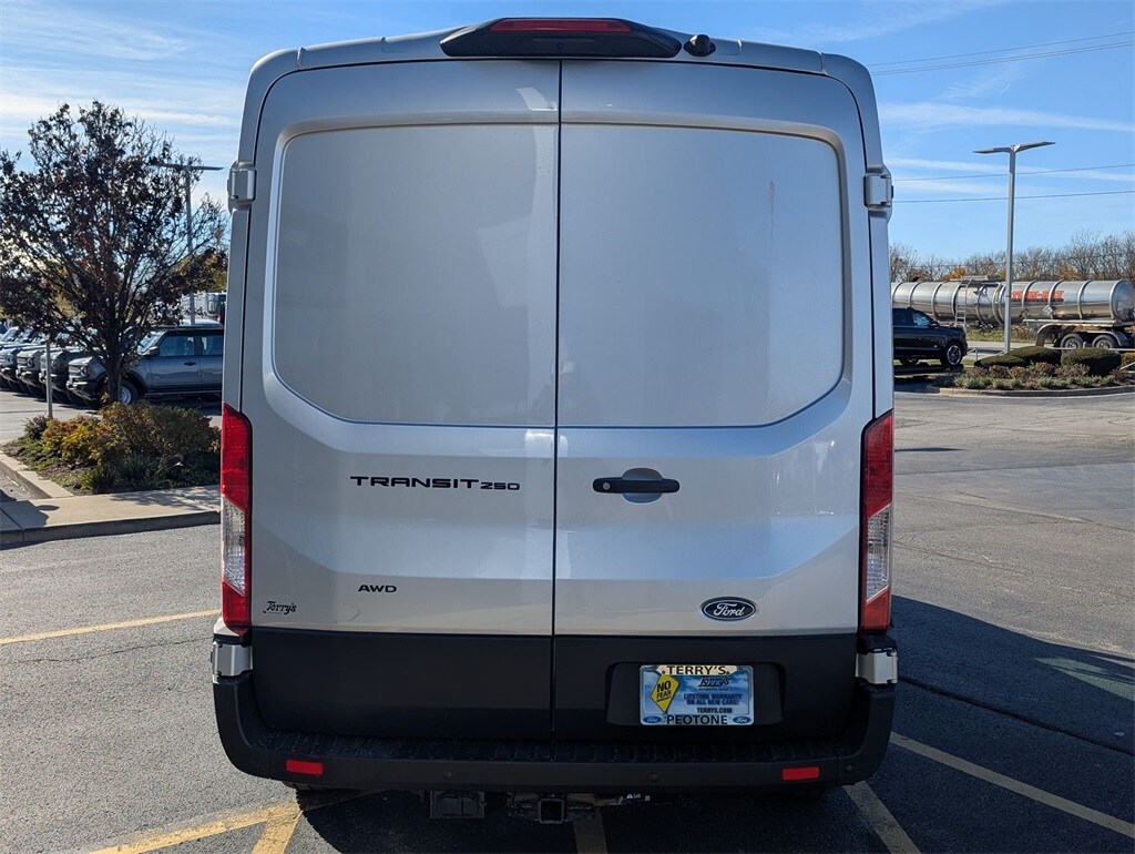 2026 Ford Transit photo 4