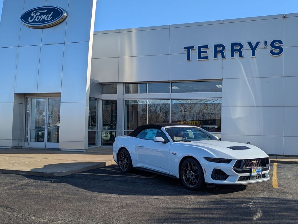 2026 Ford Mustang GT Premium Convertible's photo