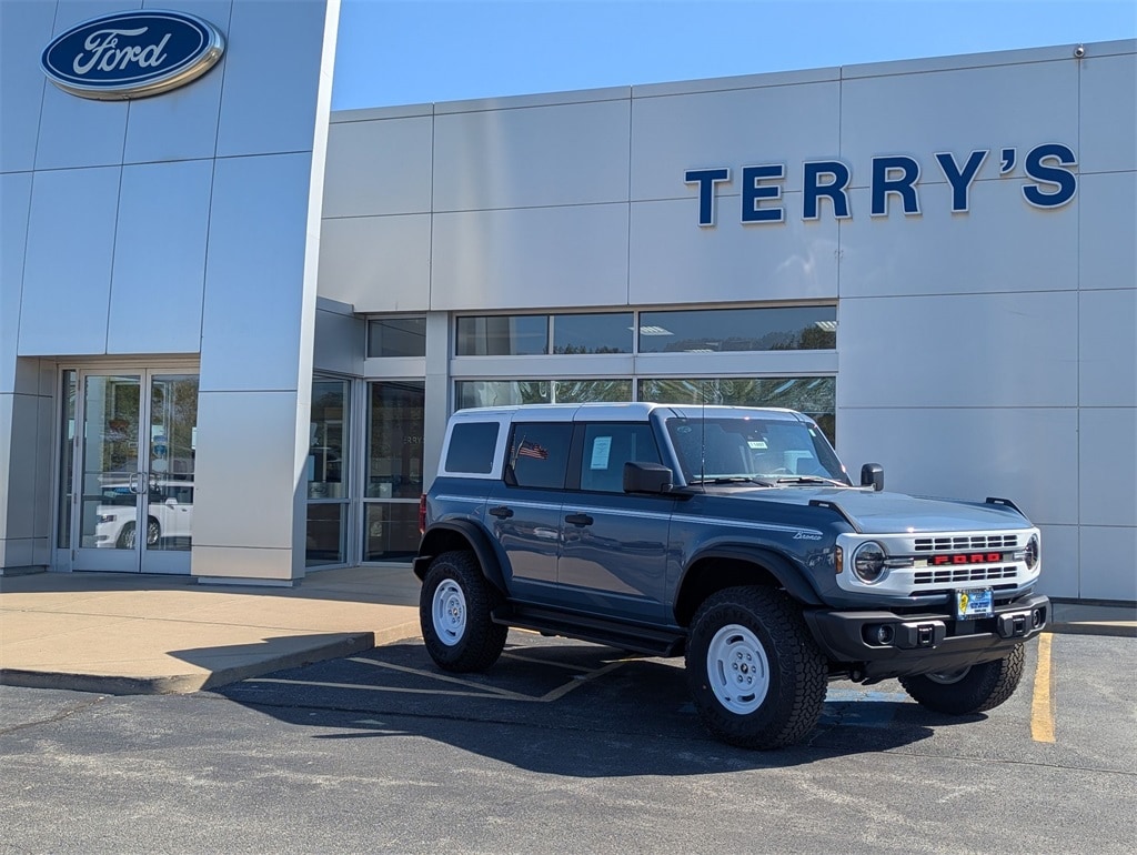 2025 Ford Bronco 4-Door Heritage Editon's photo