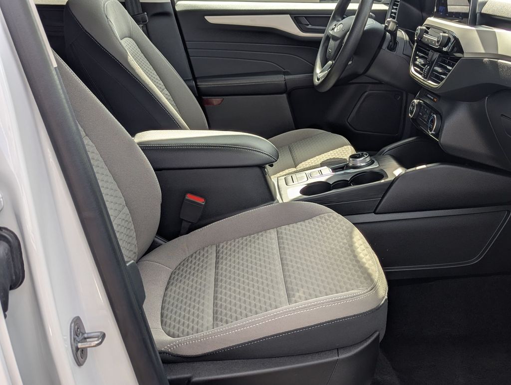 2022 Ford Escape SE - Photo 25