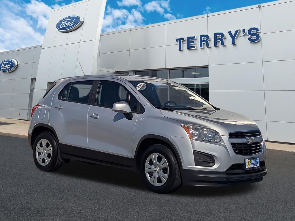 Used 2016 Chevrolet Trax LS SUV