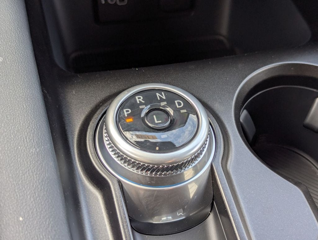 2026 Ford Explorer ST-Line - Photo 11
