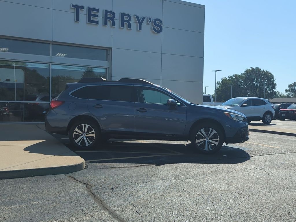 Used 2018 Subaru Outback 2.5i SUV