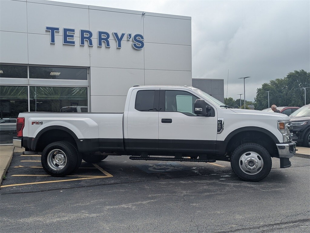 2020 Ford F-350 photo 2