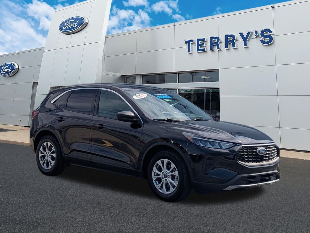 Used 2024 Ford Escape Active SUV