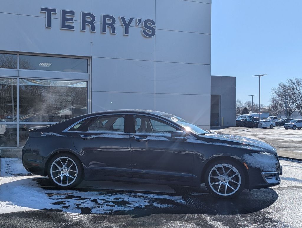 Used 2017 Lincoln MKZ Reserve with VIN 3LN6L5MU5HR657251 for sale in Peotone, IL