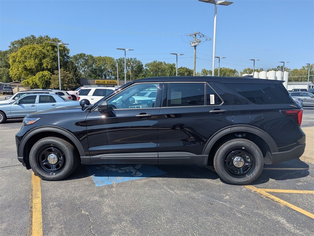 2025 Ford Explorer photo 3