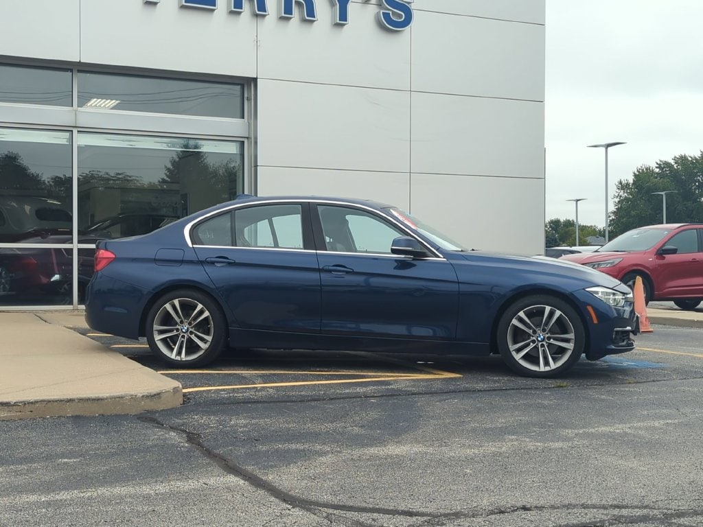 Used 2016 BMW 3 Series 328i with VIN WBA8E3G50GNU00660 for sale in Peotone, IL