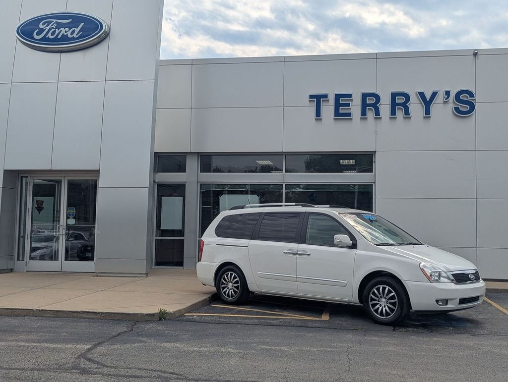 Used 2011 Kia Sedona EX Minivan/Van