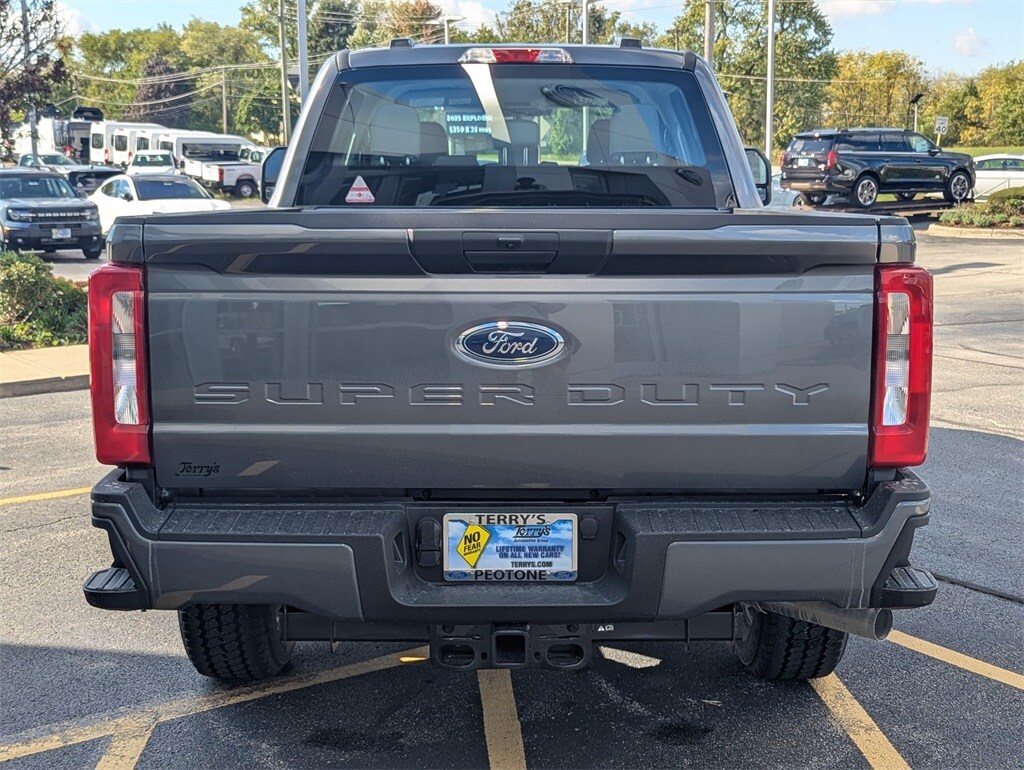 2026 Ford F-250 XL photo 4